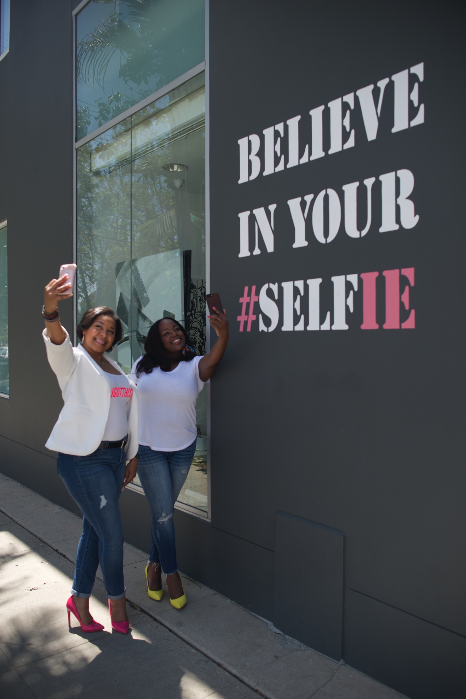 Kelli and Sonya taking a selfie together